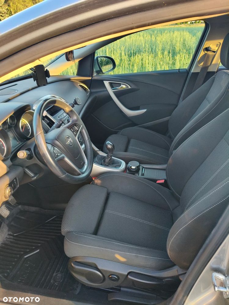 Opel Astra 1.4 T Cosmo - 13