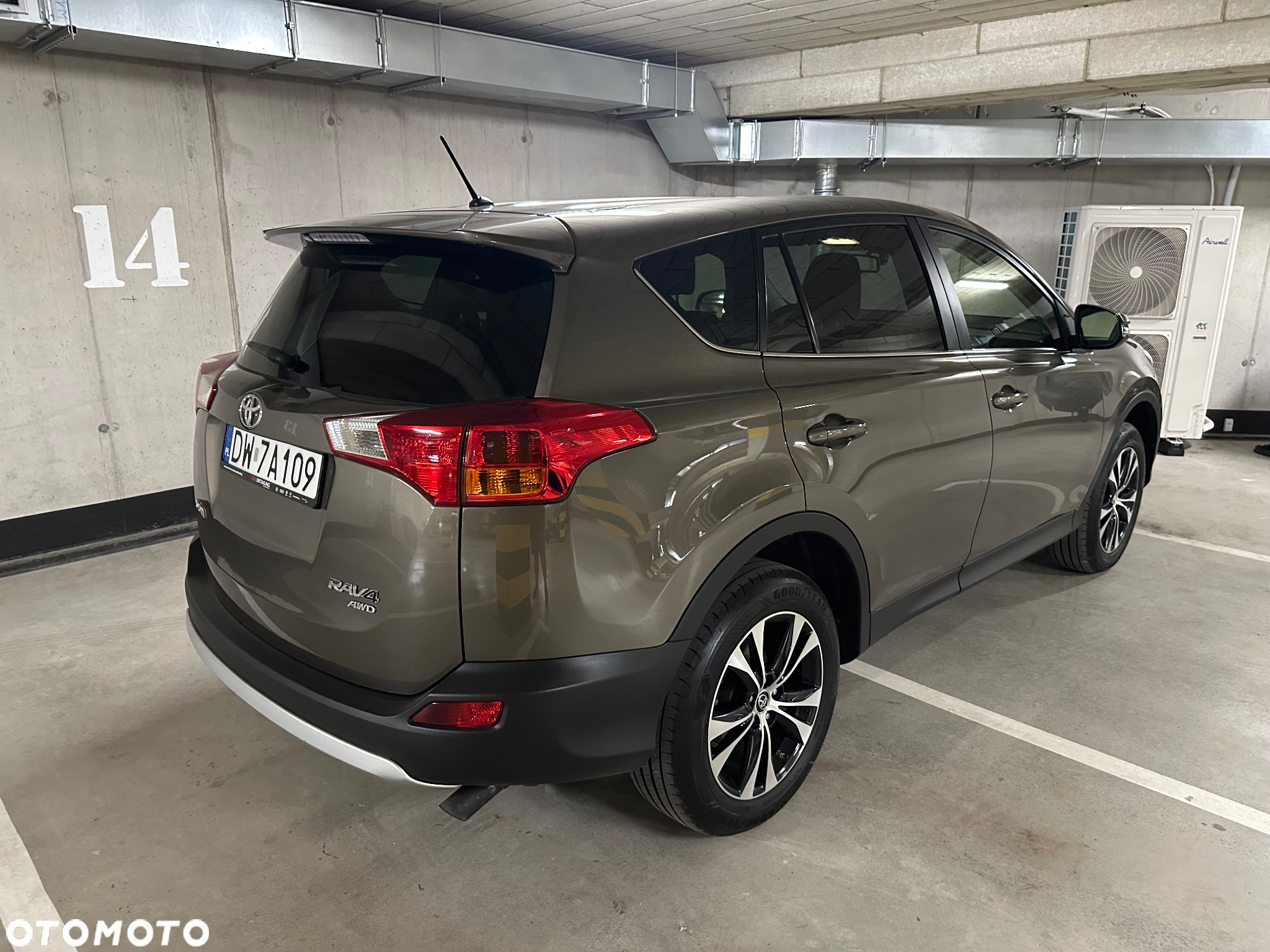 Toyota RAV4 - 12