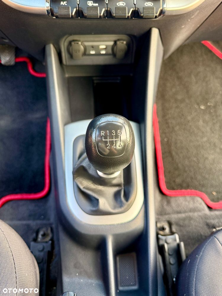 Kia Rio 1.1 crdi L - 27
