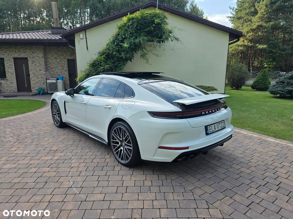 Porsche Panamera 4S E-Hybrid PHEV - 11
