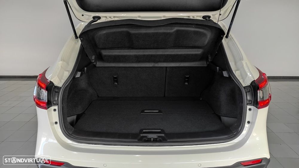 Nissan Qashqai 1.3 DIG-T Tekna - 20