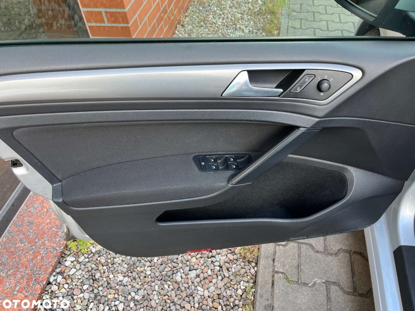Volkswagen Golf 1.6 TDI DPF BlueMotion Technology Style - 15