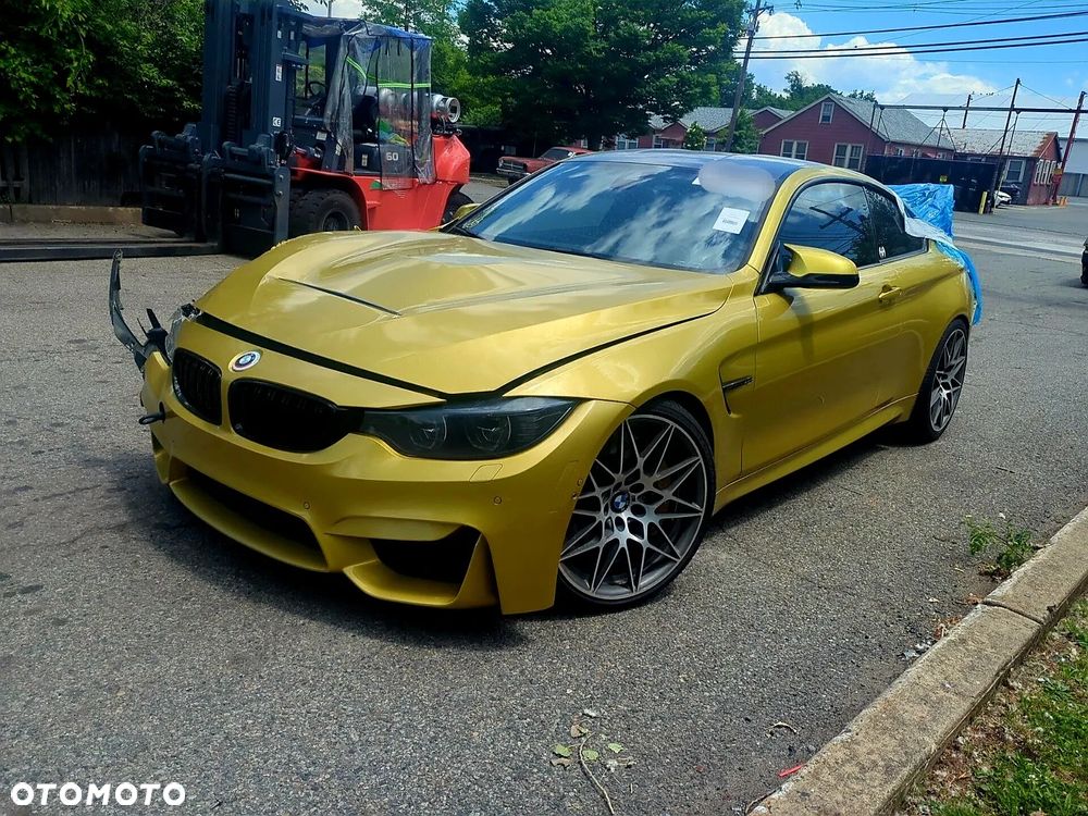 BMW M4 DKG Competition - 12