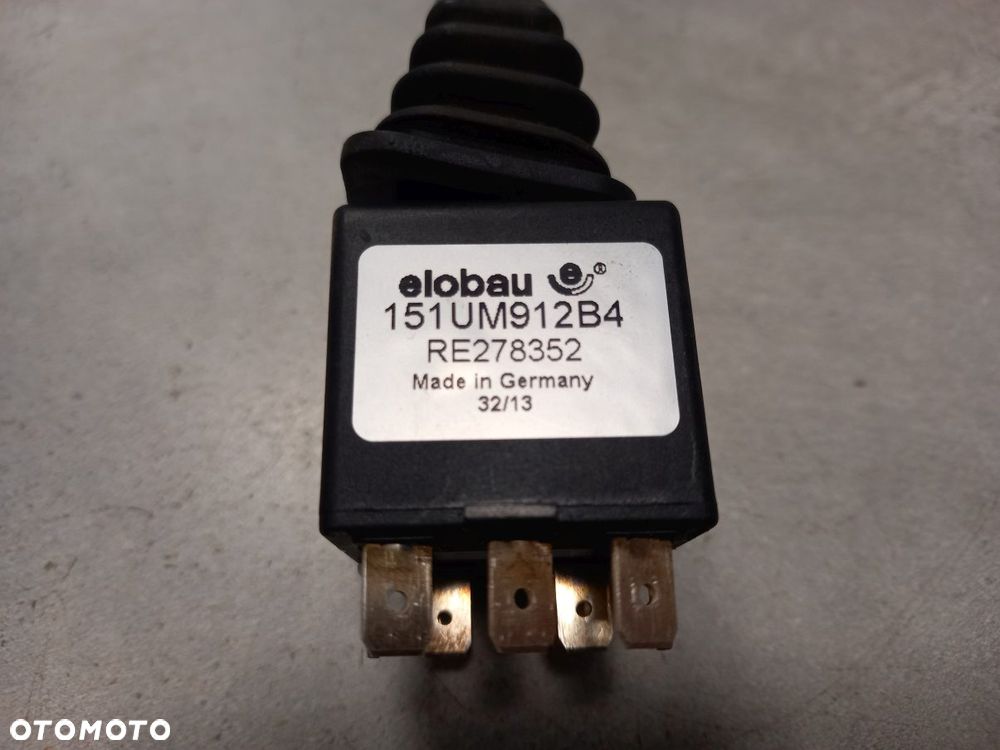 Elementy modułu rewersu IT4 bez ACS RE306839 John Deere 7280R - 10