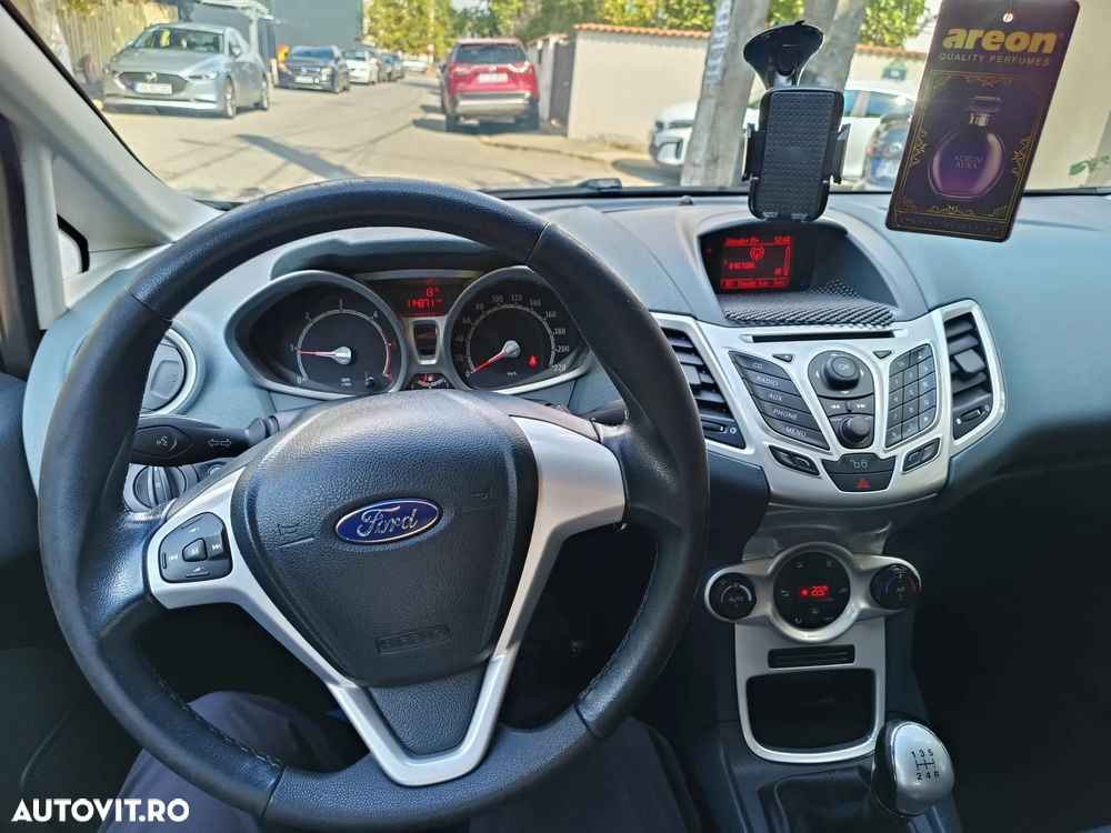 Ford Fiesta 1.4 TDCI Titanium - 3
