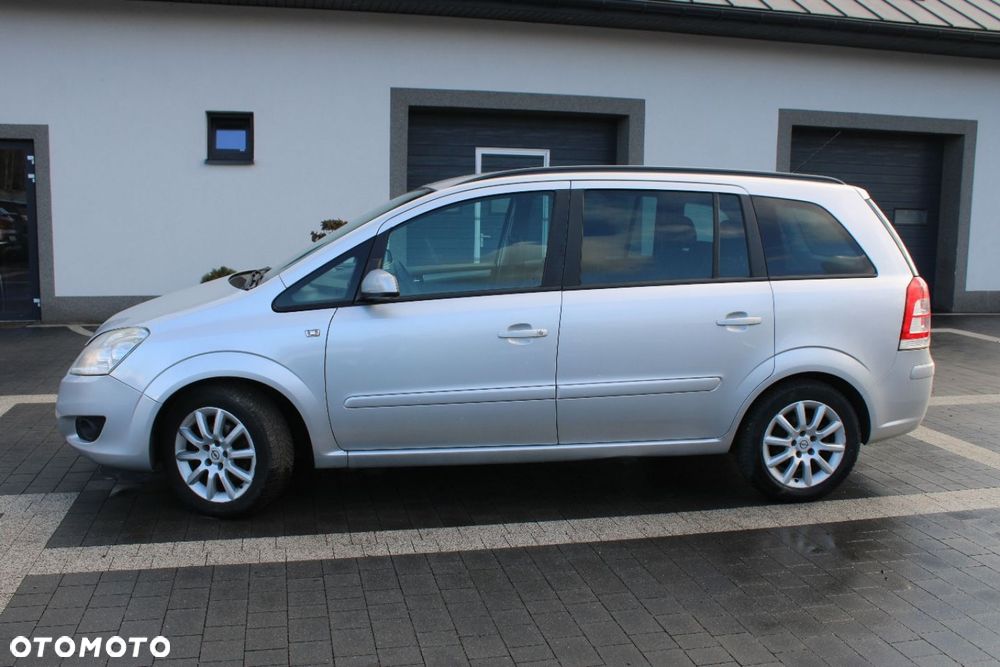 Opel Zafira - 3