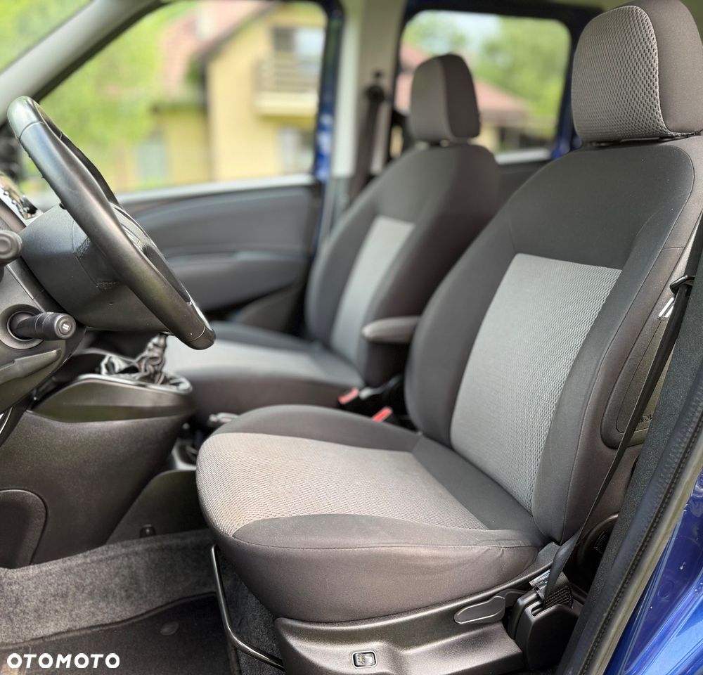 Fiat Doblo - 10
