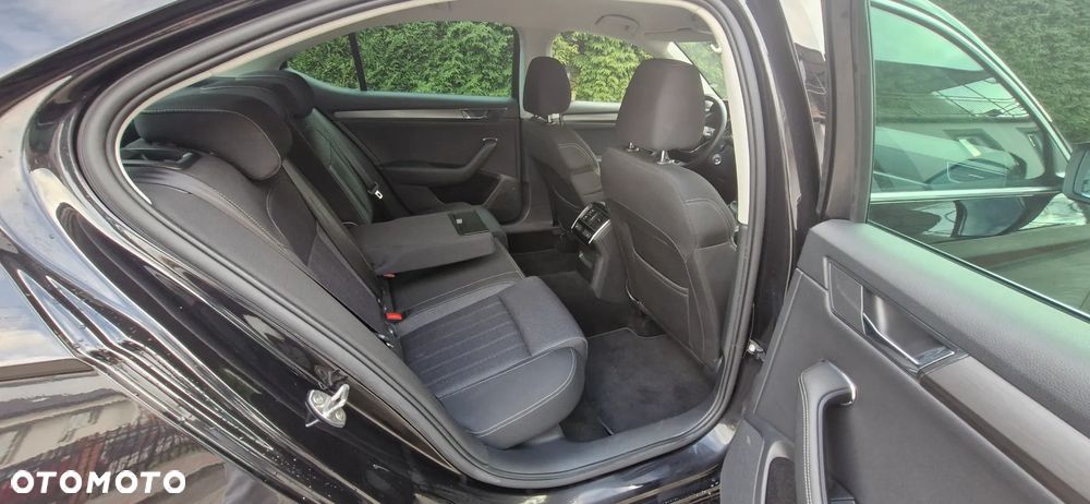 Skoda Superb ver-1-5-tsi-style - 15