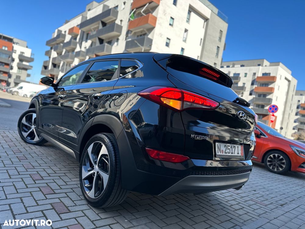 Hyundai Tucson 2.0 CRDI 4WD Automatik Style - 2