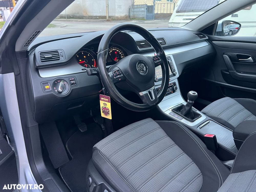 Volkswagen Passat CC 2.0 TDI - 17