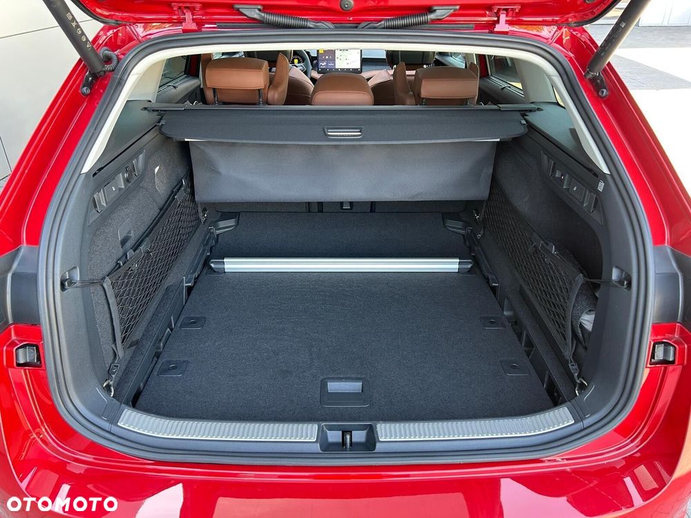 Skoda Superb 2.0 TSI 4x4 L&K DSG - 11