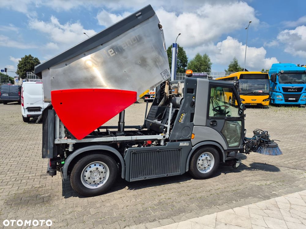 Hako Citymaster 2200 / ZAMIATARKA DROGOWA / KOMPAKTOWA ZAMIATARKA / SERWISOWANA / 2 MIEJSCA / EURO 6 / IDEALNA DO MIASTA I CHODNIKI / BEZWYPADKOWA / MOŻLIWOŚĆ TRANSPORTU - 30