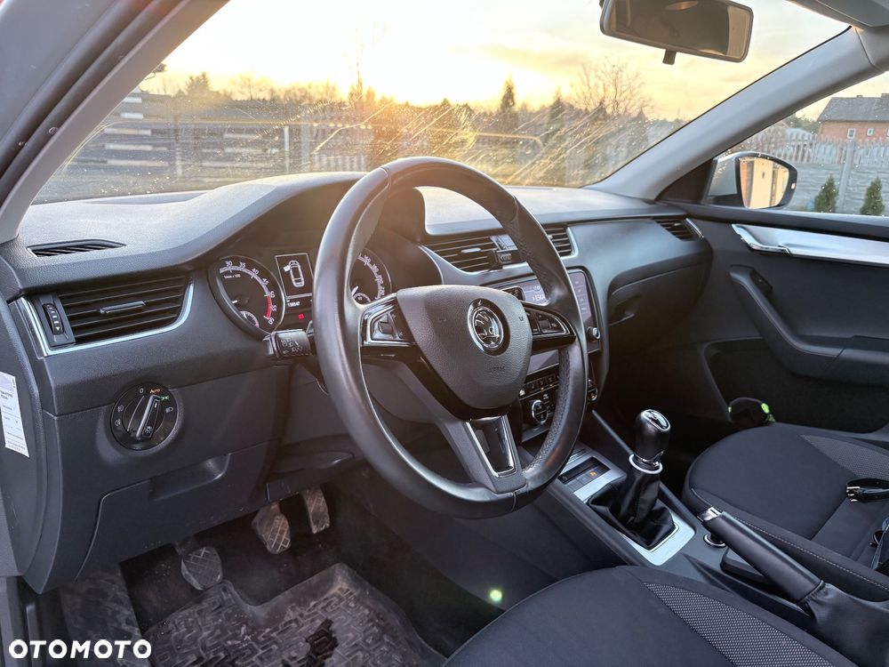 Skoda Octavia 1.6 TDI Ambition - 8