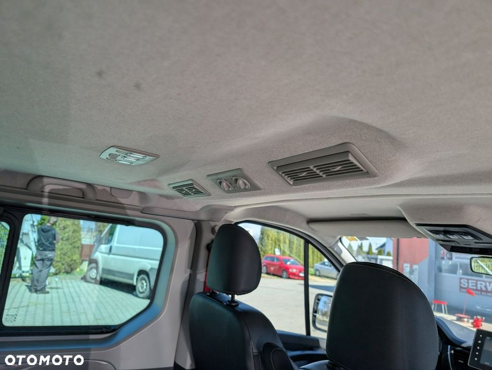 Renault Trafic - 16