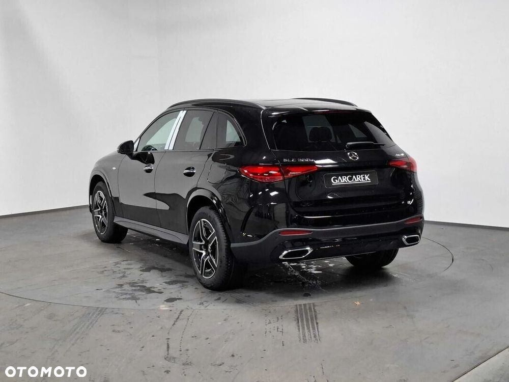 Mercedes-Benz GLC - 10