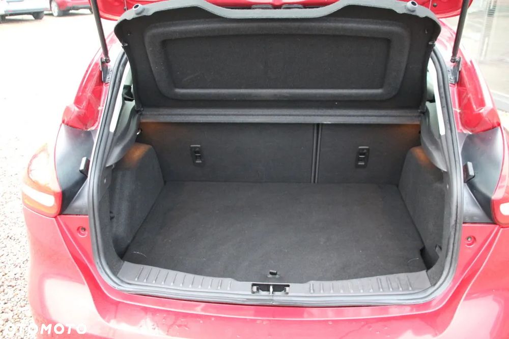 Ford Focus 1.0 EcoBoost Titanium - 26