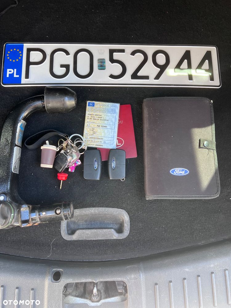Ford Kuga - 3