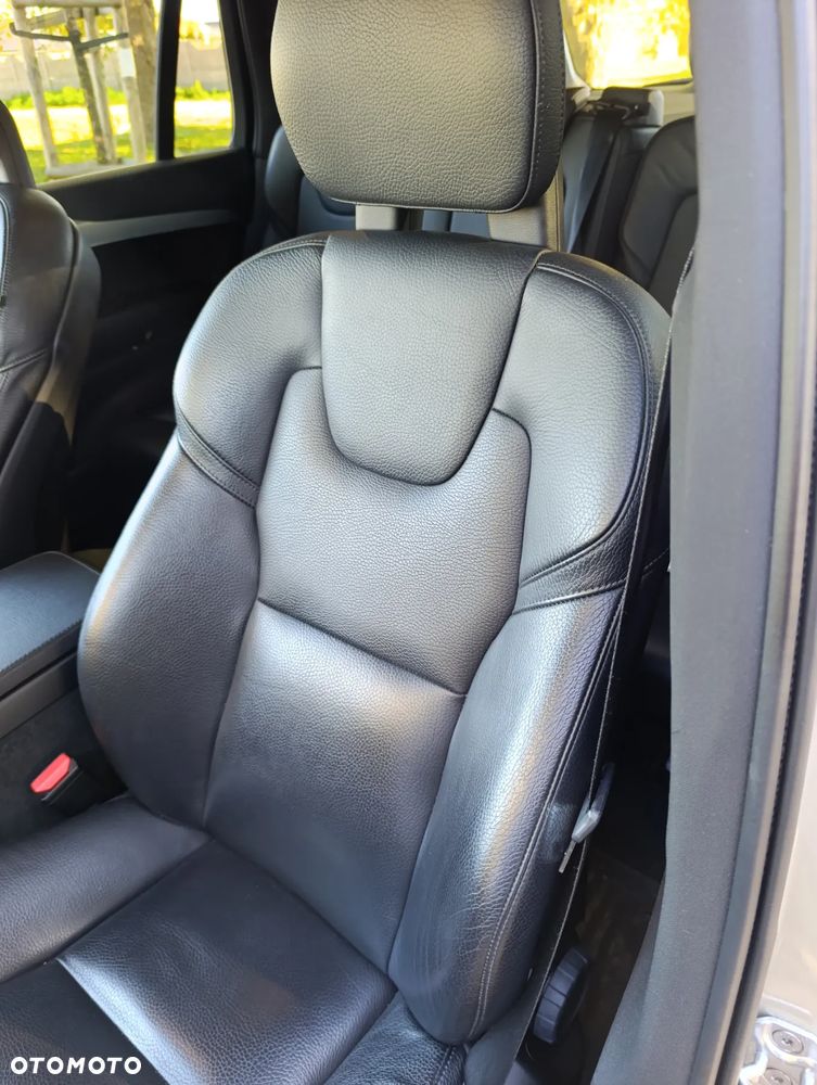 Volvo XC 90 D5 AWD Momentum - 16