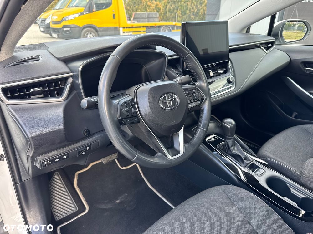 Toyota Corolla 1.8 Hybrid Comfort - 16
