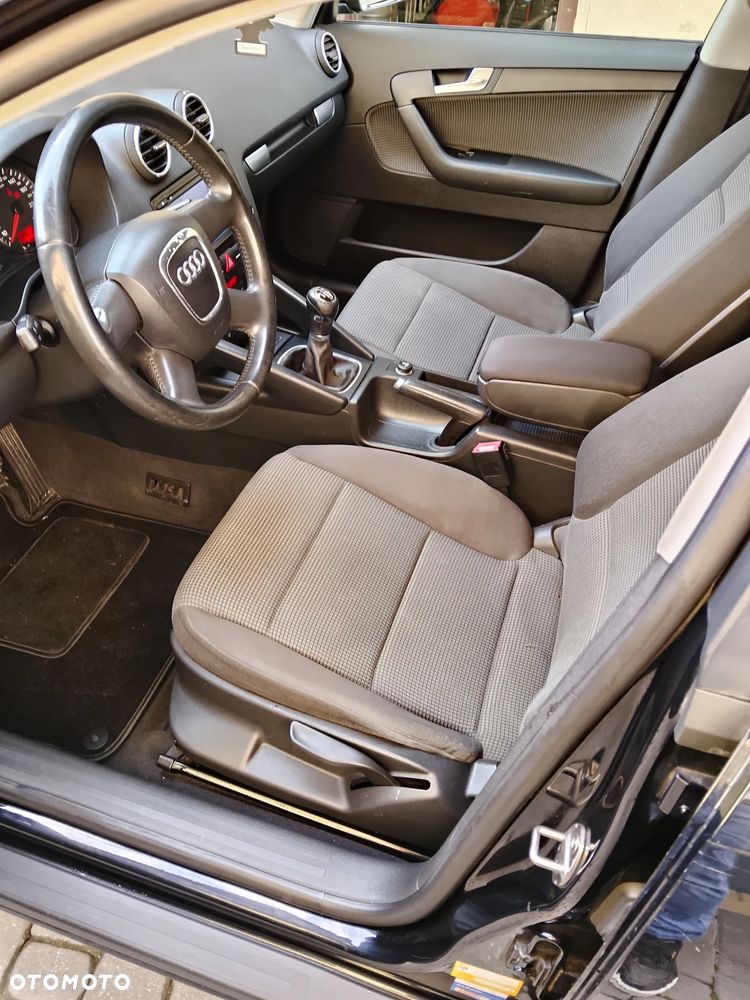 Audi A3 Sportback 1.9 TDI Ambiente - 10