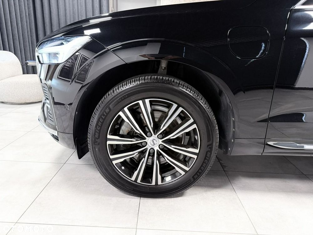 Volvo XC 60 T8 Plug-In Hybrid AWD Inscription Expression - 19