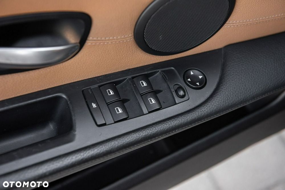 BMW Seria 5 - 28