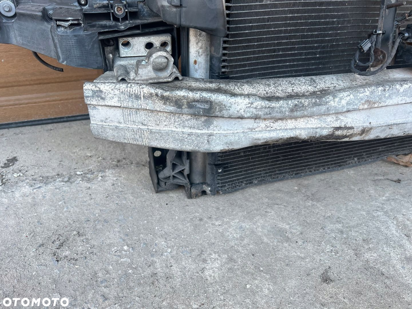 PAS PRZEDNI AUDI A8 D3 3.0 TDI 03-10 KOMPLETNY - 6
