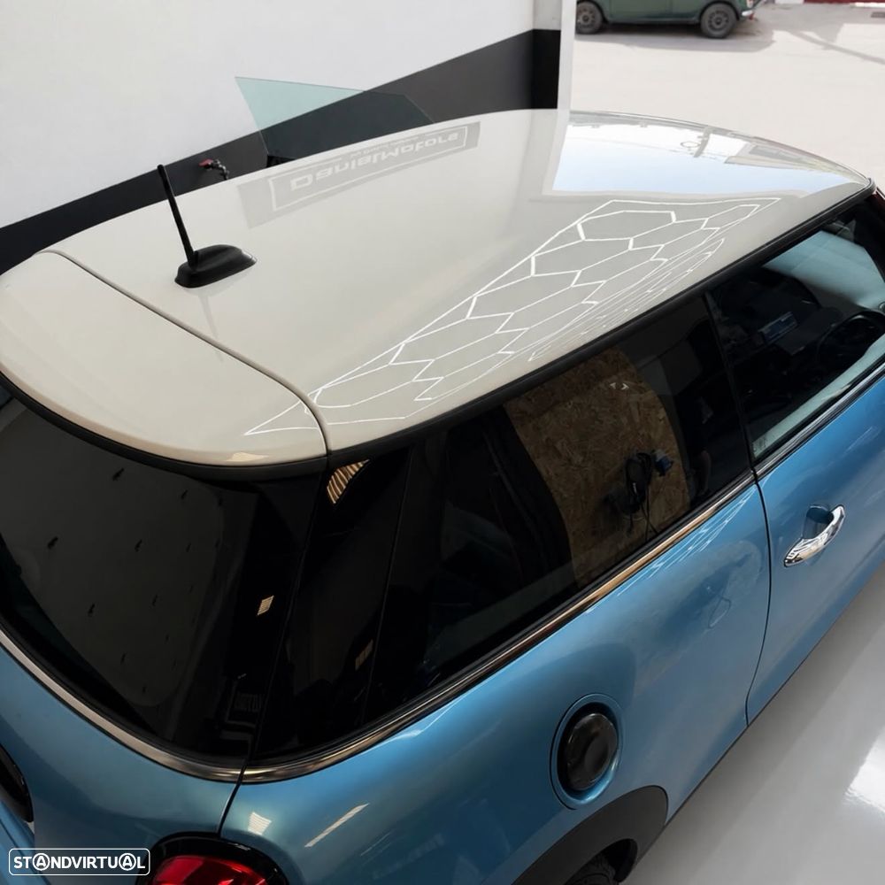 MINI 3 Portas Cooper D - 4