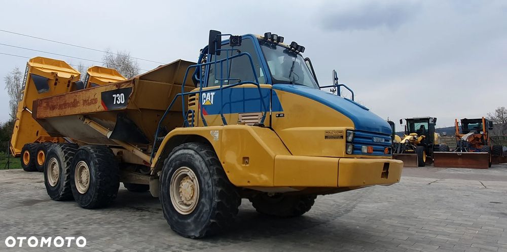 Caterpillar 730 - 1