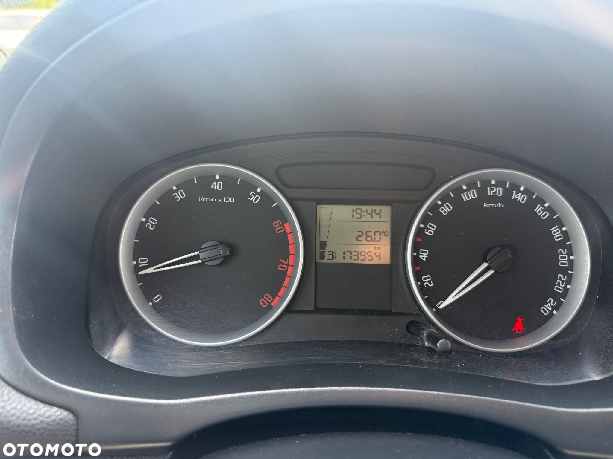 Skoda Fabia 1.4 16V Ambiente - 8