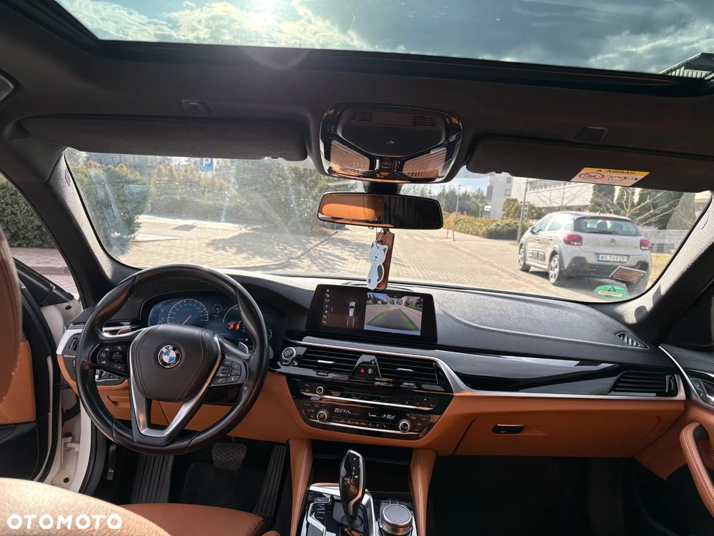 BMW Seria 5 520d Luxury Line - 10