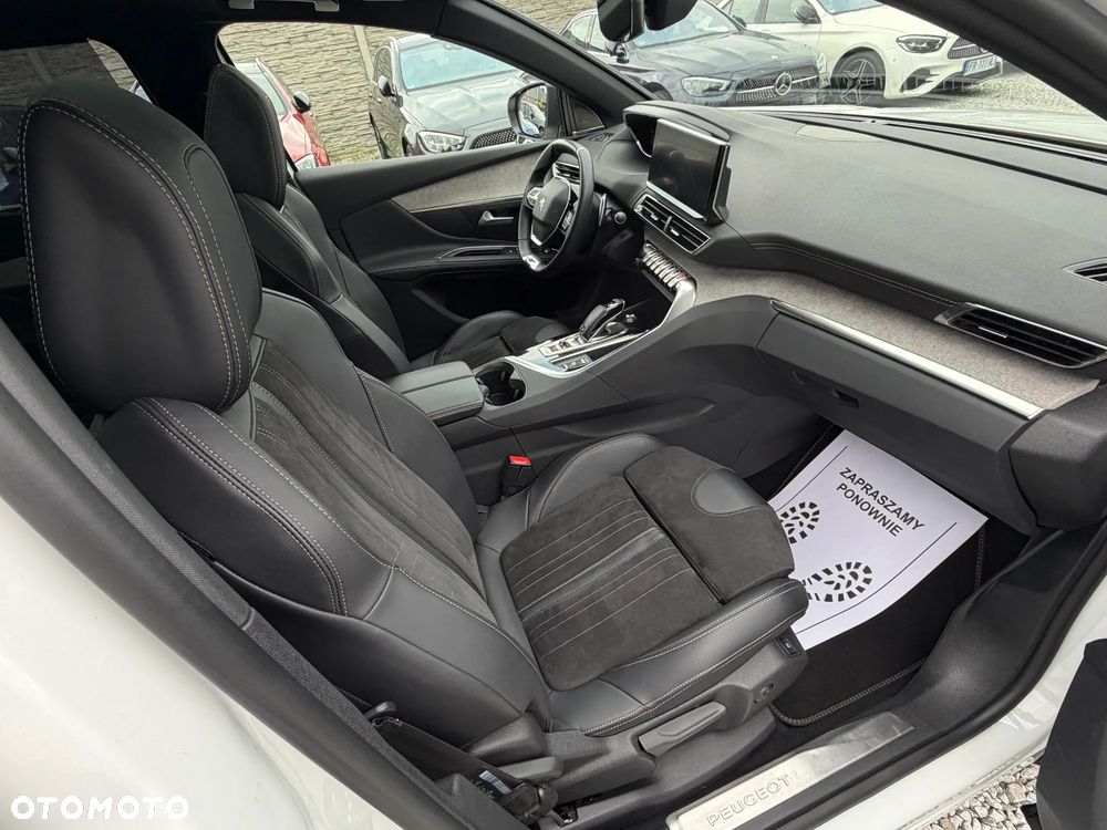 Peugeot 5008 PureTech 180 EAT8 Stop & Start GT - 32