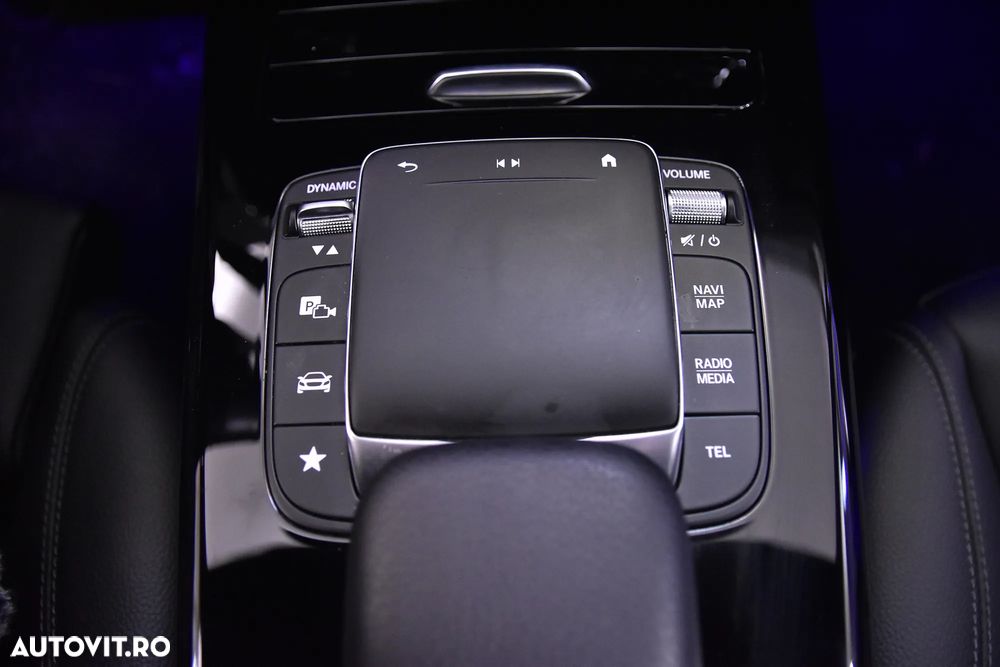 Mercedes-Benz CLA - 17