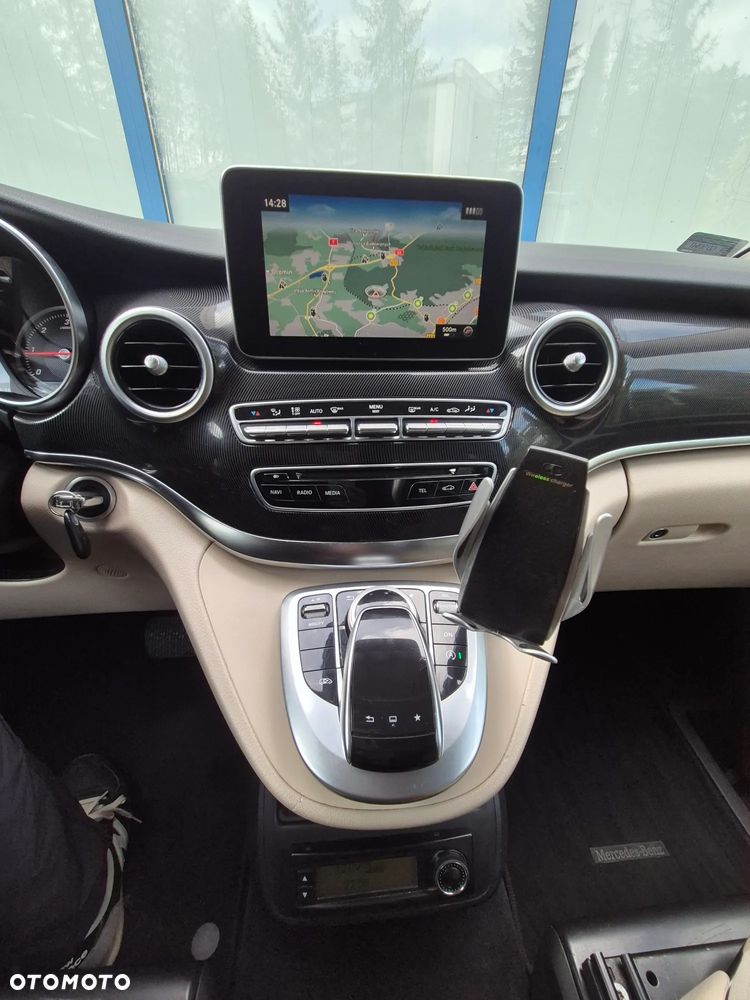 Mercedes-Benz Klasa V 250 d Exclusive 7G-Tronic - 32