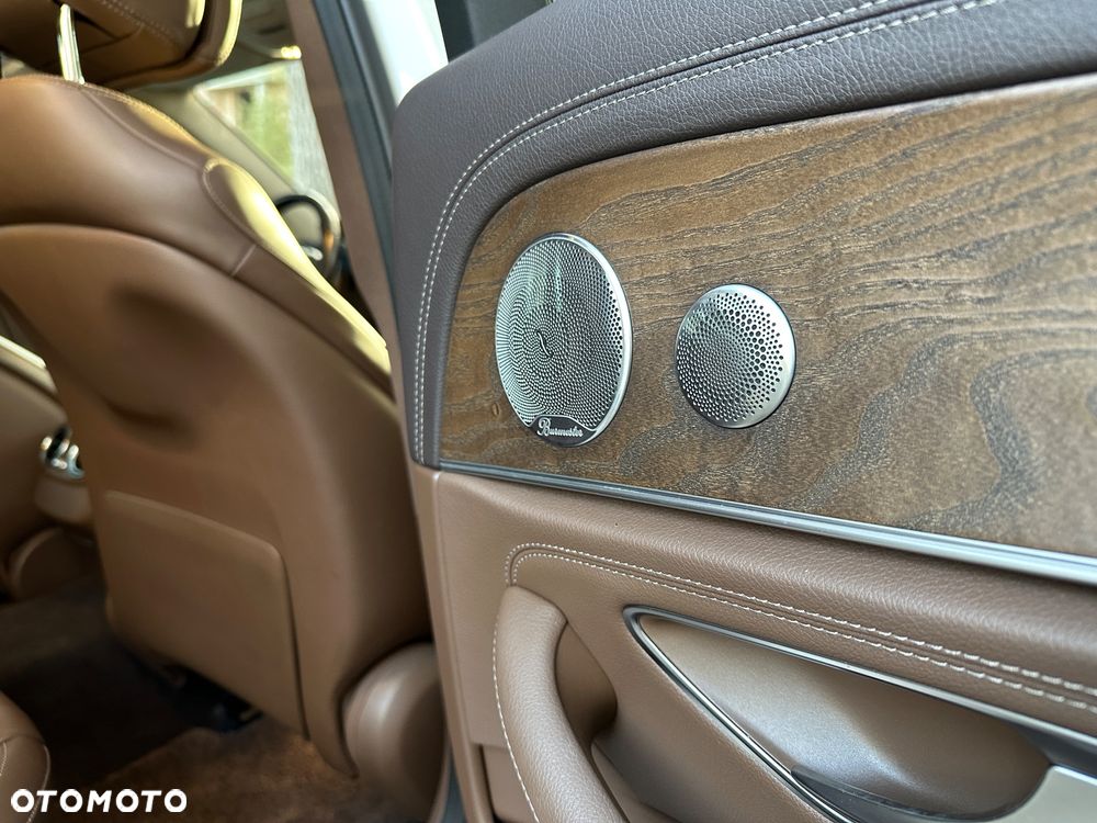 Mercedes-Benz Klasa E 220 d 4-Matic All-Terrain - 25