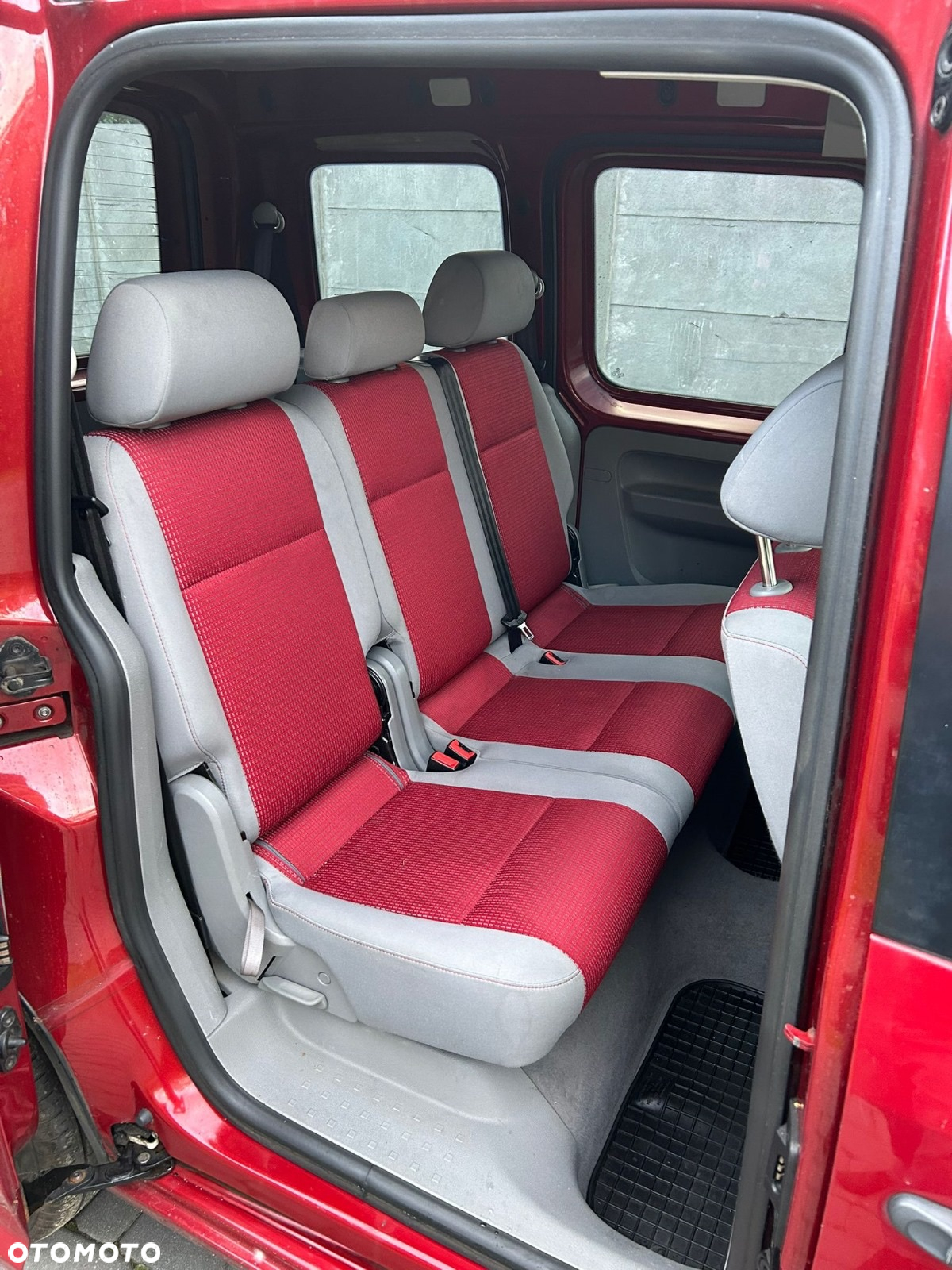 Volkswagen Caddy - 10