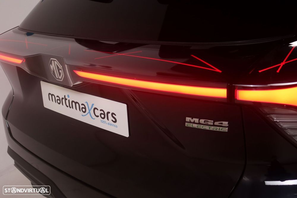 MG MG4 64 kWh Luxury - 7
