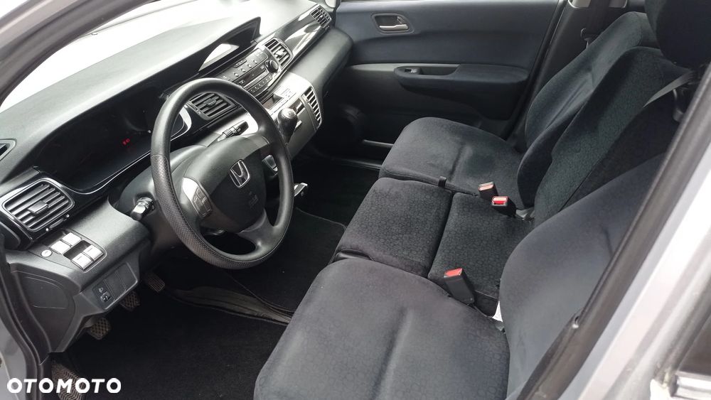 Honda FR-V 1.7 Comfort - 37