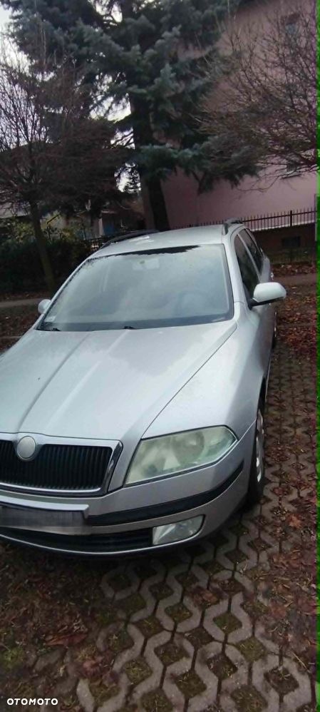 Skoda Octavia 2.0 TDI Elegance DSG - 3