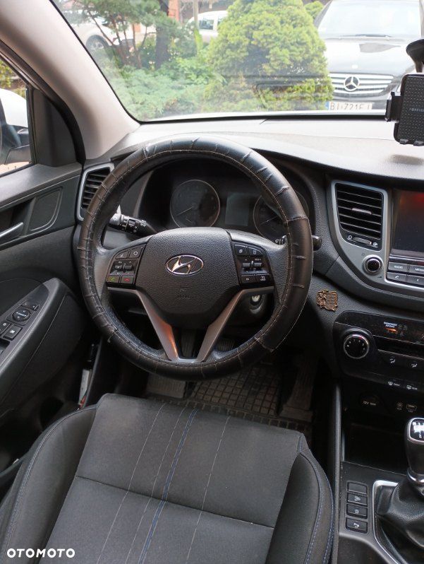 Hyundai Tucson - 2