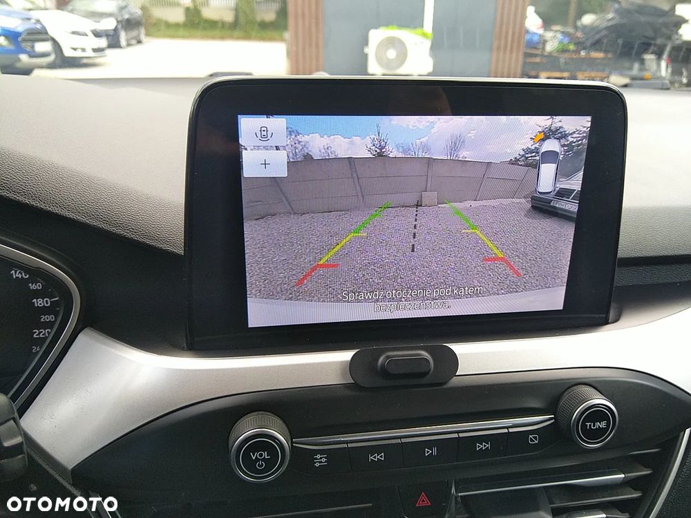 Ford Focus 1.0 EcoBoost Active Business - 21