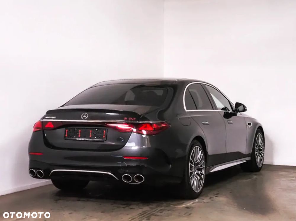 Mercedes-Benz Klasa E AMG 53 4Matic+ AMG SPEEDSHIFT TCT 9G - 3
