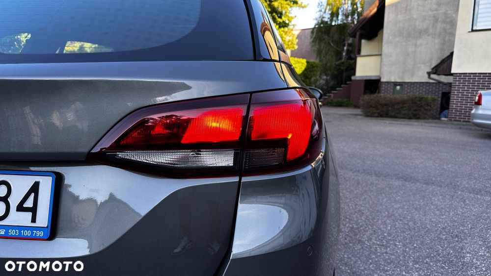 Opel Astra 1.6 D Start/Stop Selection - 10