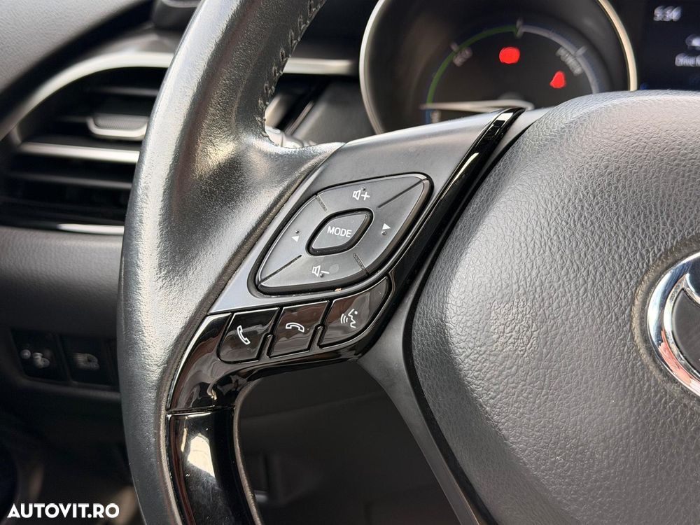 Toyota C-HR 1.8 HSD 122 CP 4x2 CVT Style - 33