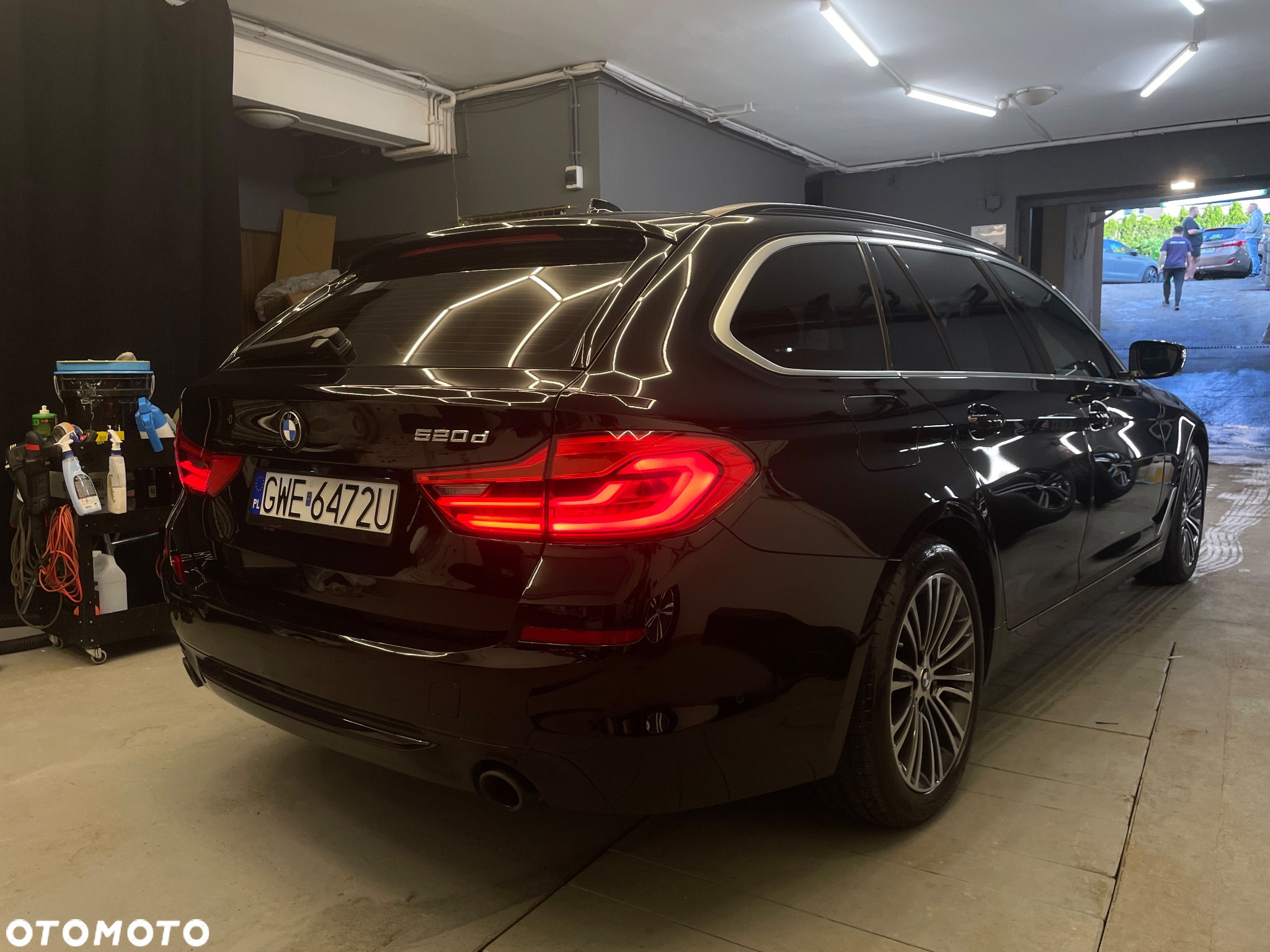 BMW Seria 5 520d Sport Line - 6