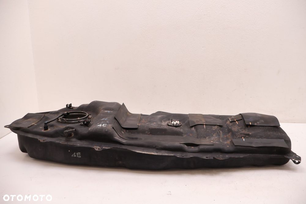 TOYOTA RAV4 IV 2.0 VVTI ZBIORNIK PALIWA - 1