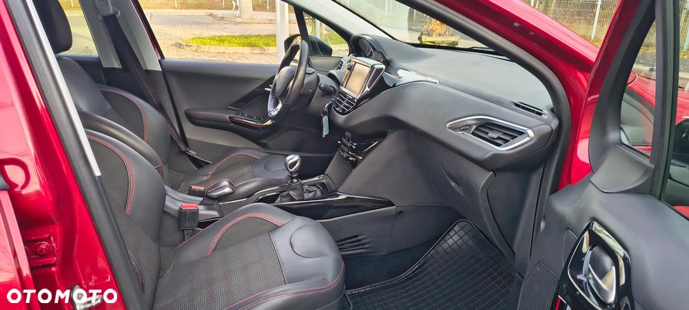 Peugeot 2008 PureTech 130 Stop&Start GT-Line Edition - 12