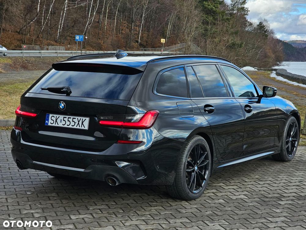 BMW 3 Series 2021 photo 3