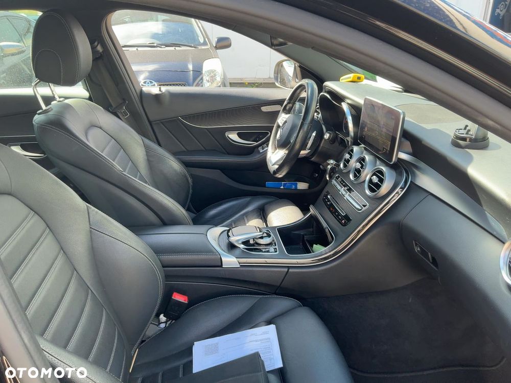 Mercedes-Benz Klasa C 350 e 7G-TRONIC AMG Line - 23