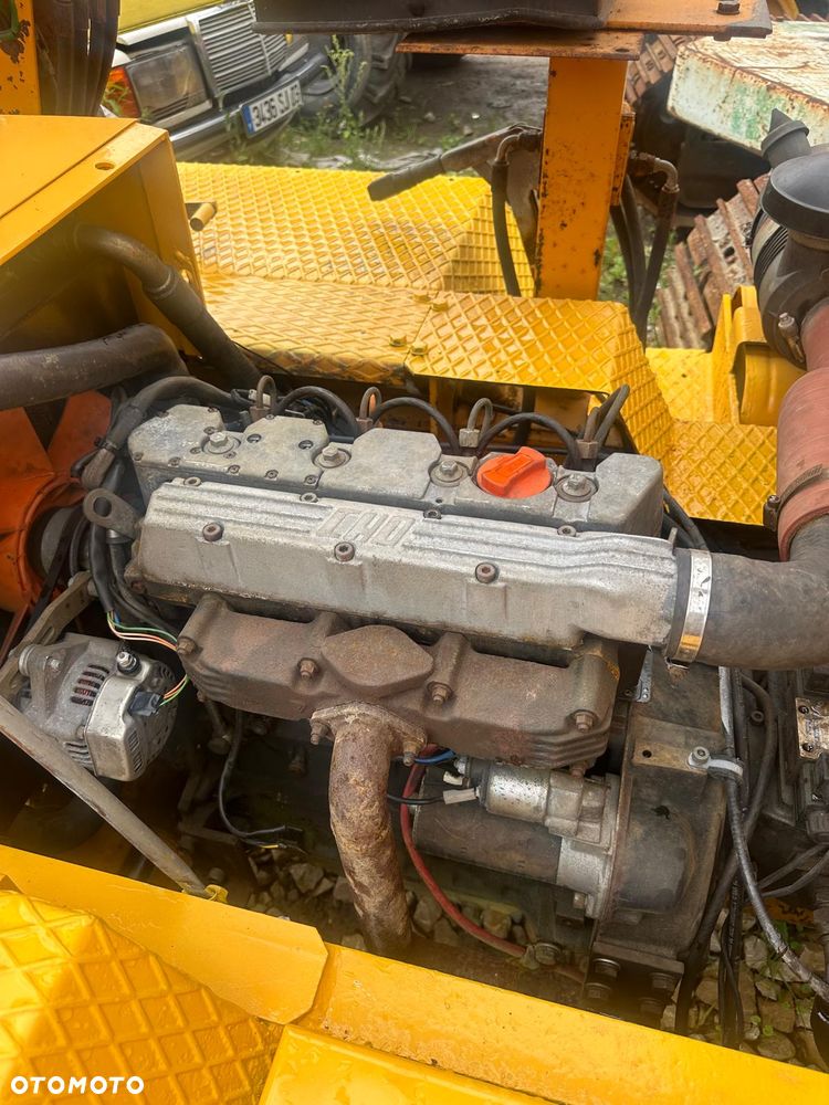 Inny Wozidło Koparka Pług z Ramieniem Hydraulicznym 4x4 Ładowność 3 Tony - 11